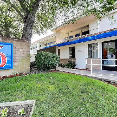Motel 6-Pinole, Ca 외부 사진