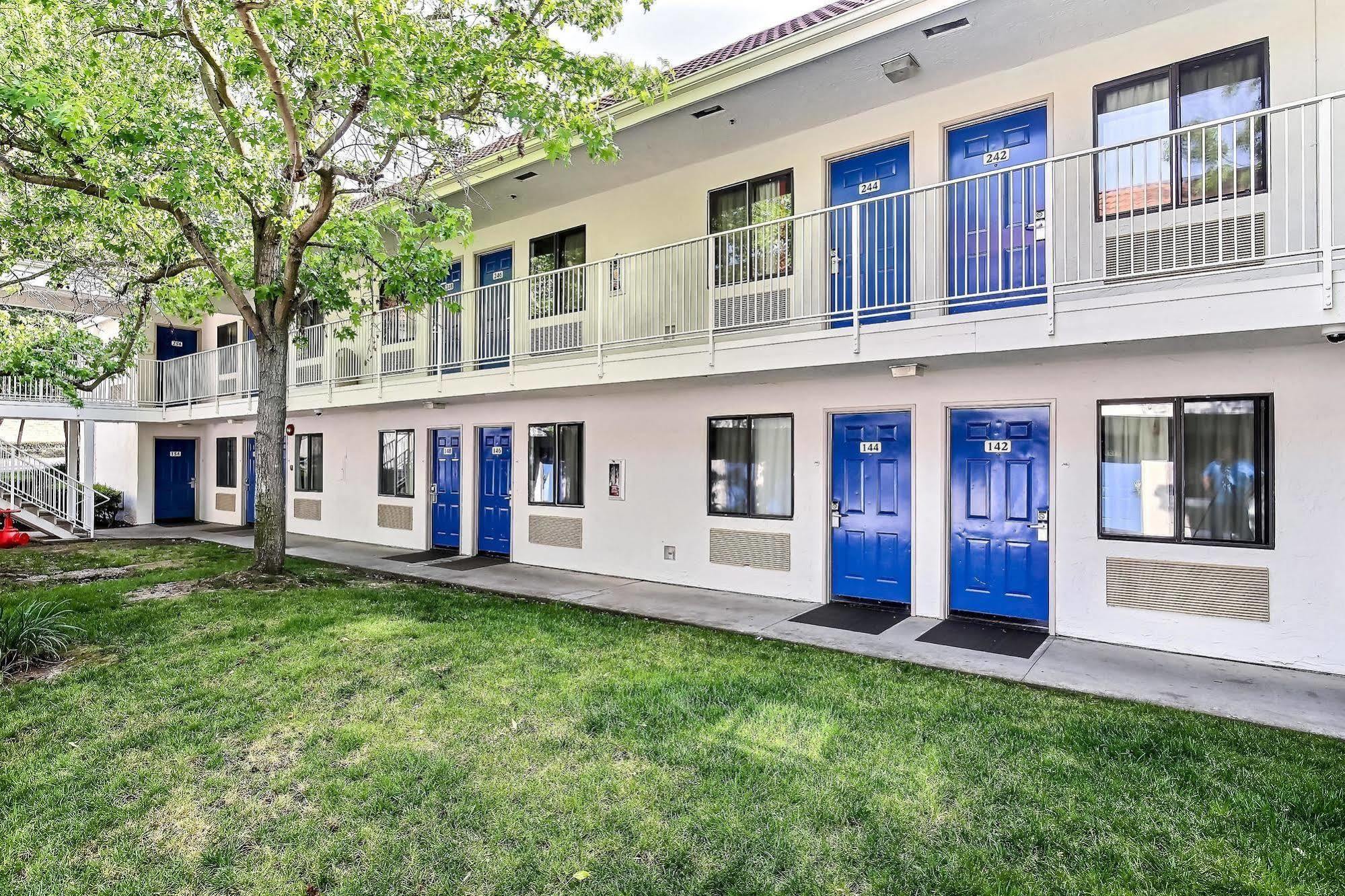 Motel 6-Pinole, Ca 외부 사진